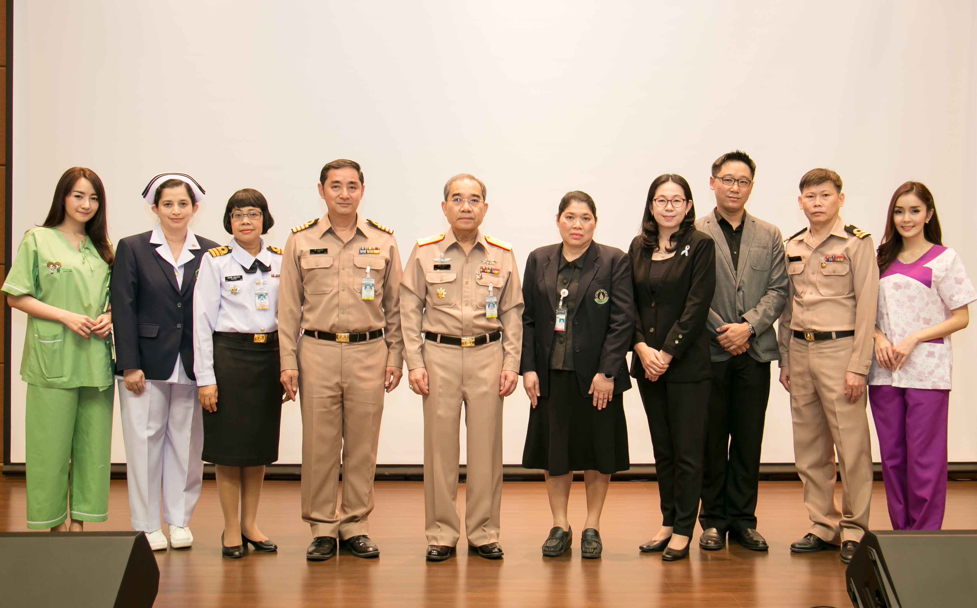 งานประชุมวิชาการ "เข้าใจ เส้นใย สิ่งทอ" ณ รพ.สมเด็จพระปิ่นเกล้า พร. 20ธันวาคม 2559