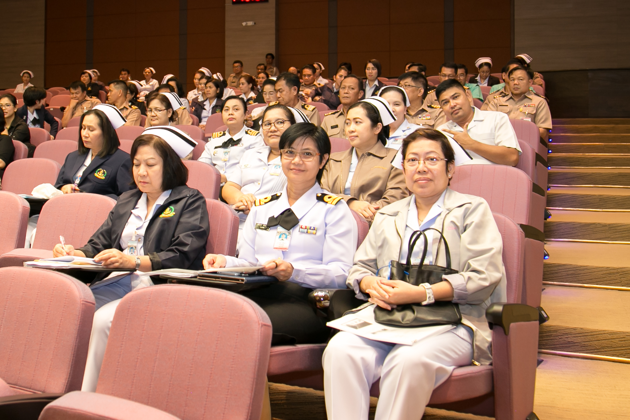 งานประชุมวิชาการ "เข้าใจ เส้นใย สิ่งทอ" ณ รพ.สมเด็จพระปิ่นเกล้า พร. 20ธันวาคม 2559